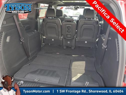 2026 Chrysler Pacifica Select