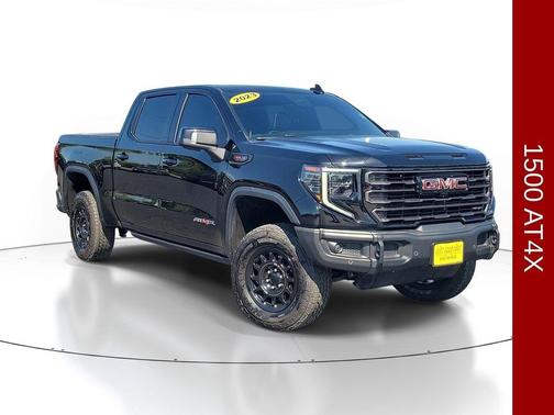 Onyx Black 2023 GMC Sierra 1500 AT4X