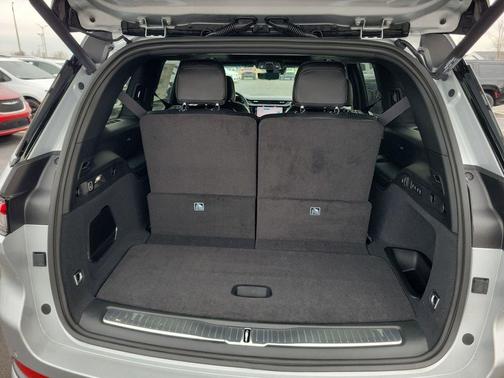 2026 Jeep Grand Cherokee L Summit