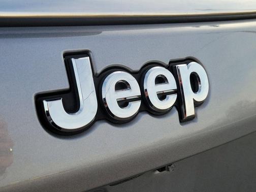 2023 Jeep Compass Sport