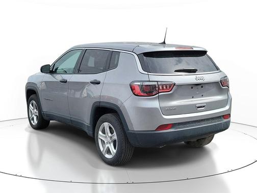 2023 Jeep Compass Sport