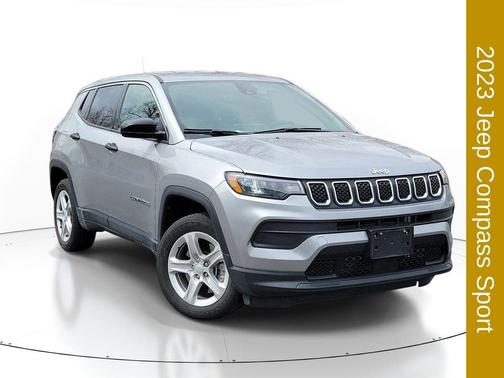 Billet Silver Metallic Clearcoat 2023 Jeep Compass Sport