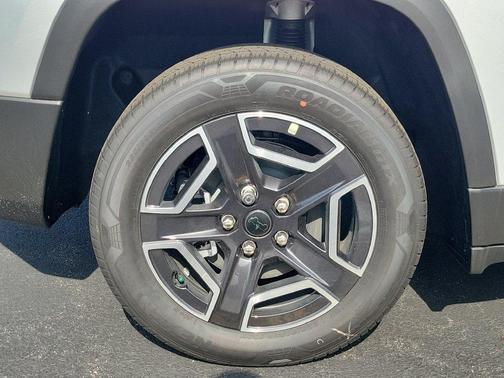 Silver 2026 Jeep Cherokee Laredo