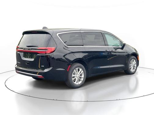 Black 2027 Chrysler Pacifica SELECT