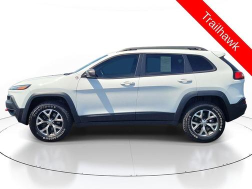 Bright White Clearcoat 2017 Jeep Cherokee Trailhawk