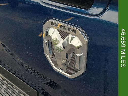 Patriot Blue Pearlcoat 2023 RAM 1500 Big Horn