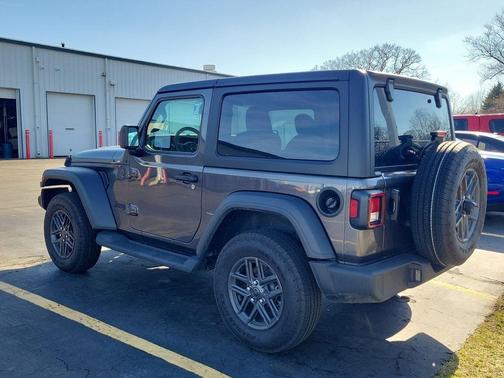 2025 Jeep Wrangler Sport