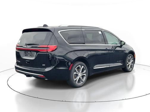 Black 2026 Chrysler Pacifica Pinnacle