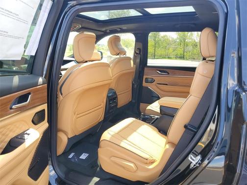 2025 Jeep Grand Cherokee L Summit