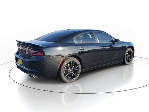 2018 Dodge Charger SXT
