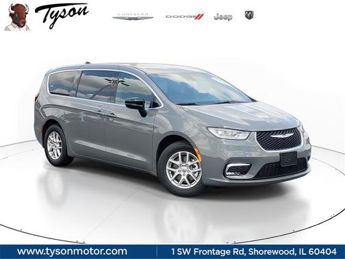 2025 Chrysler Pacifica Select