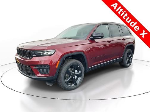 2025 Jeep Grand Cherokee Laredo