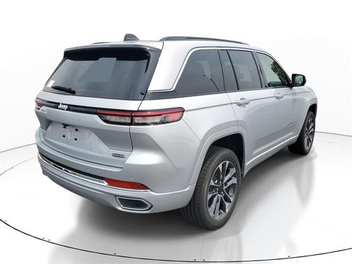 2025 Jeep Grand Cherokee Overland