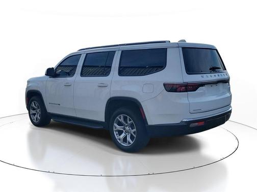 Bright White Clearcoat 2022 Jeep Wagoneer Series II