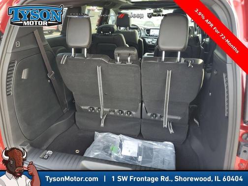 2026 Chrysler Pacifica Select