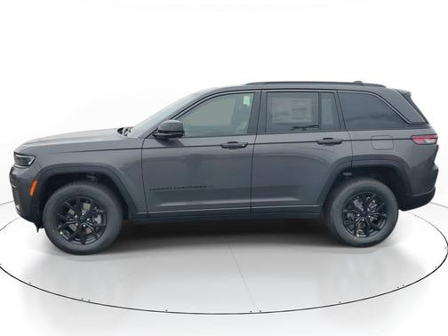 2026 Jeep Grand Cherokee Laredo
