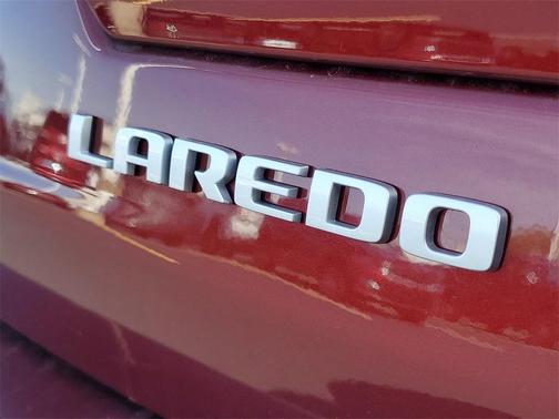 2025 Jeep Grand Cherokee Laredo X