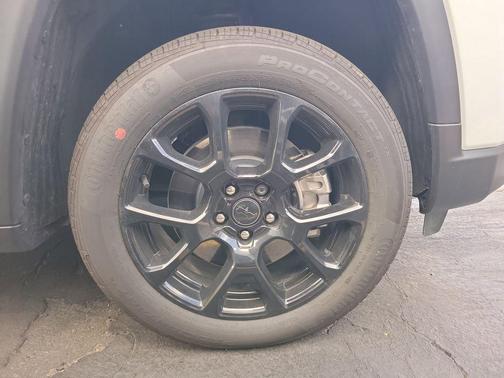White 2026 Jeep Compass Latitude