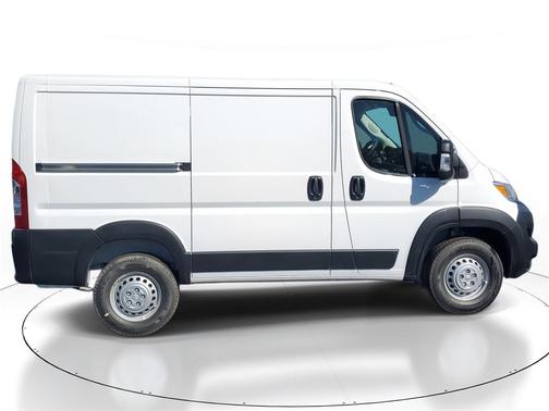2026 RAM ProMaster 1500 Low Roof