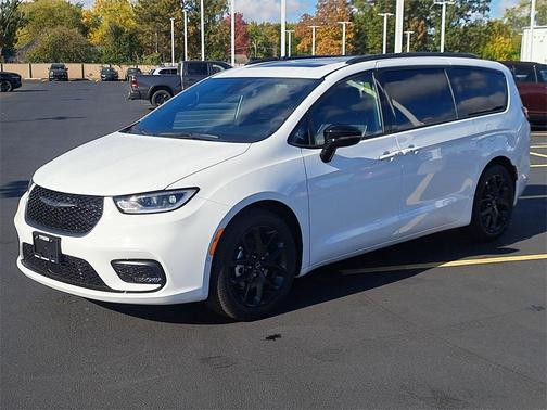 2026 Chrysler Pacifica Limited