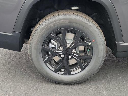 Gray 2026 Jeep Grand Cherokee L Laredo