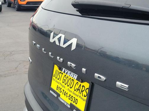 2022 Kia Telluride S
