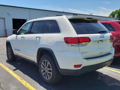 Bright White Clearcoat 2021 Jeep Grand Cherokee Limited