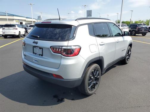 2025 Jeep Compass Latitude