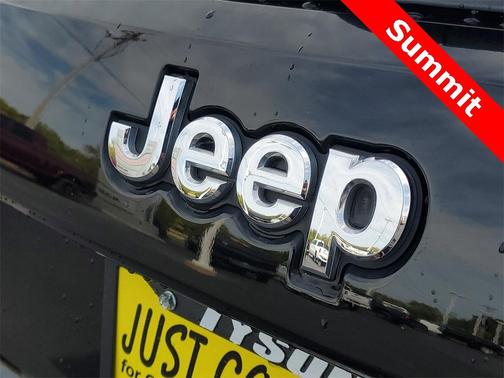 2020 Jeep Grand Cherokee Summit