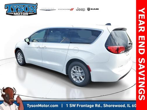 2026 Chrysler Voyager LX