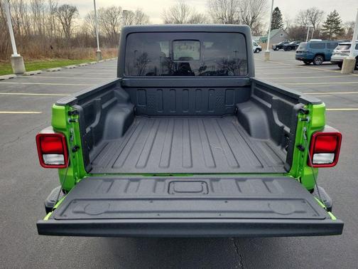 Green 2026 Jeep Gladiator Sport