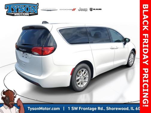 2026 Chrysler Voyager LX