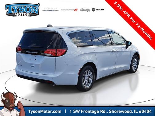 2026 Chrysler Voyager LX