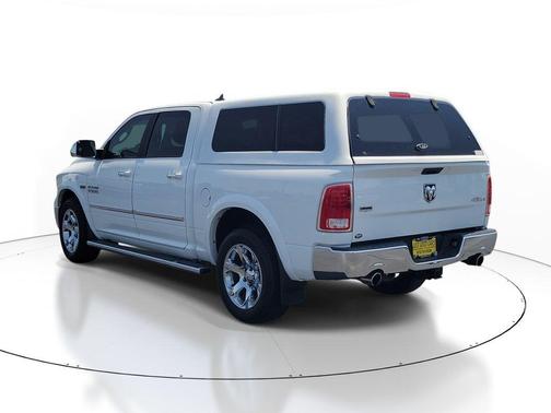 Bright White Clearcoat 2017 RAM 1500 Laramie