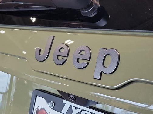 Green 2026 Jeep Cherokee Laredo