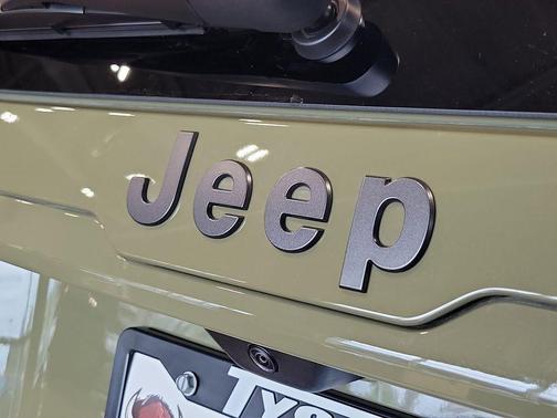 Green 2026 Jeep Cherokee Laredo