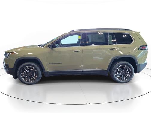Green 2026 Jeep Cherokee Laredo