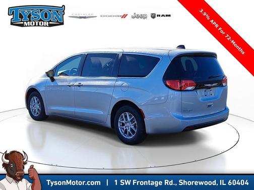 2026 Chrysler Voyager LX