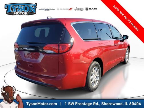 2026 Chrysler Voyager LX