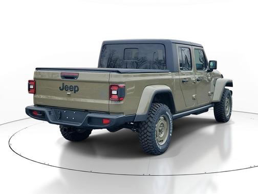2026 Jeep Gladiator Sport
