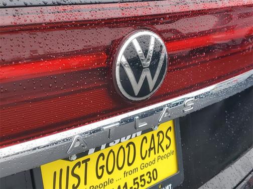 2024 Volkswagen Atlas Cross Sport 2.0T SEL R-Line