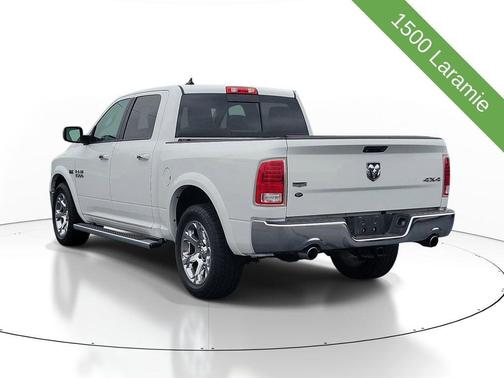 Bright White Clearcoat 2015 RAM 1500 Laramie
