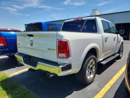 Bright White Clearcoat 2015 RAM 1500 Laramie