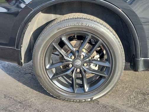 DB Black Crystal Clearcoat 2022 Dodge Durango GT