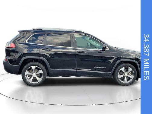 Diamond Black 2019 Jeep Cherokee Limited