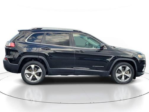 Diamond Black 2019 Jeep Cherokee Limited
