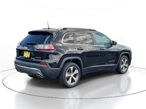Diamond Black 2019 Jeep Cherokee Limited