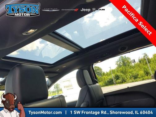 2026 Chrysler Pacifica Select