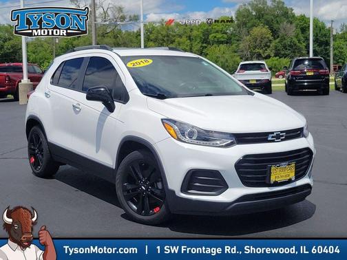 Summit White 2018 Chevrolet Trax LT
