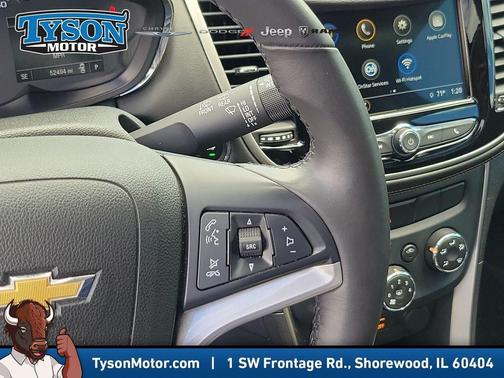 Summit White 2018 Chevrolet Trax LT